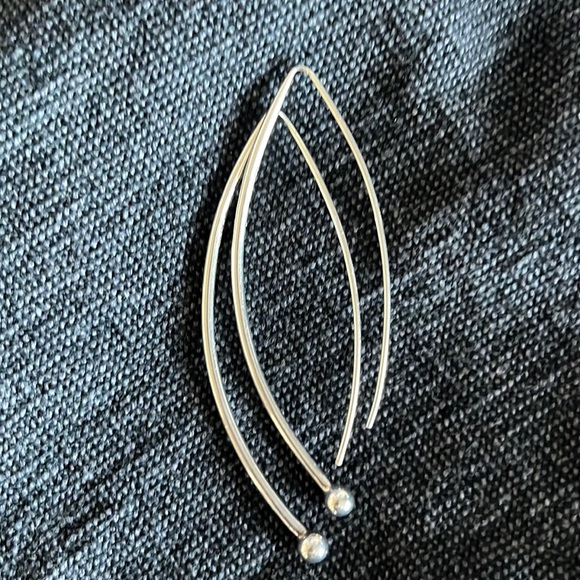 Silpada .925 Rare Vintage Sterling Silver Classy Earrings 3.75”L, 1”W - Picture 4 of 10